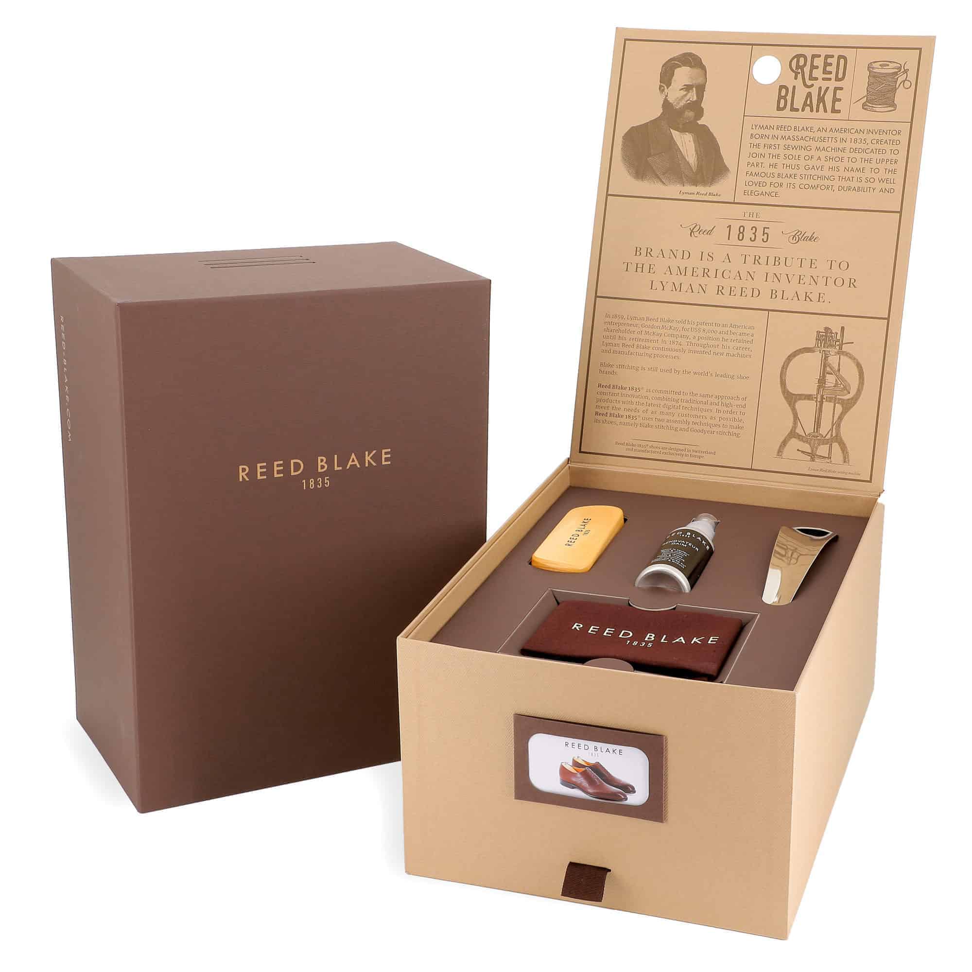 Coffret de rangement chaussures avec kit d’entretien daim