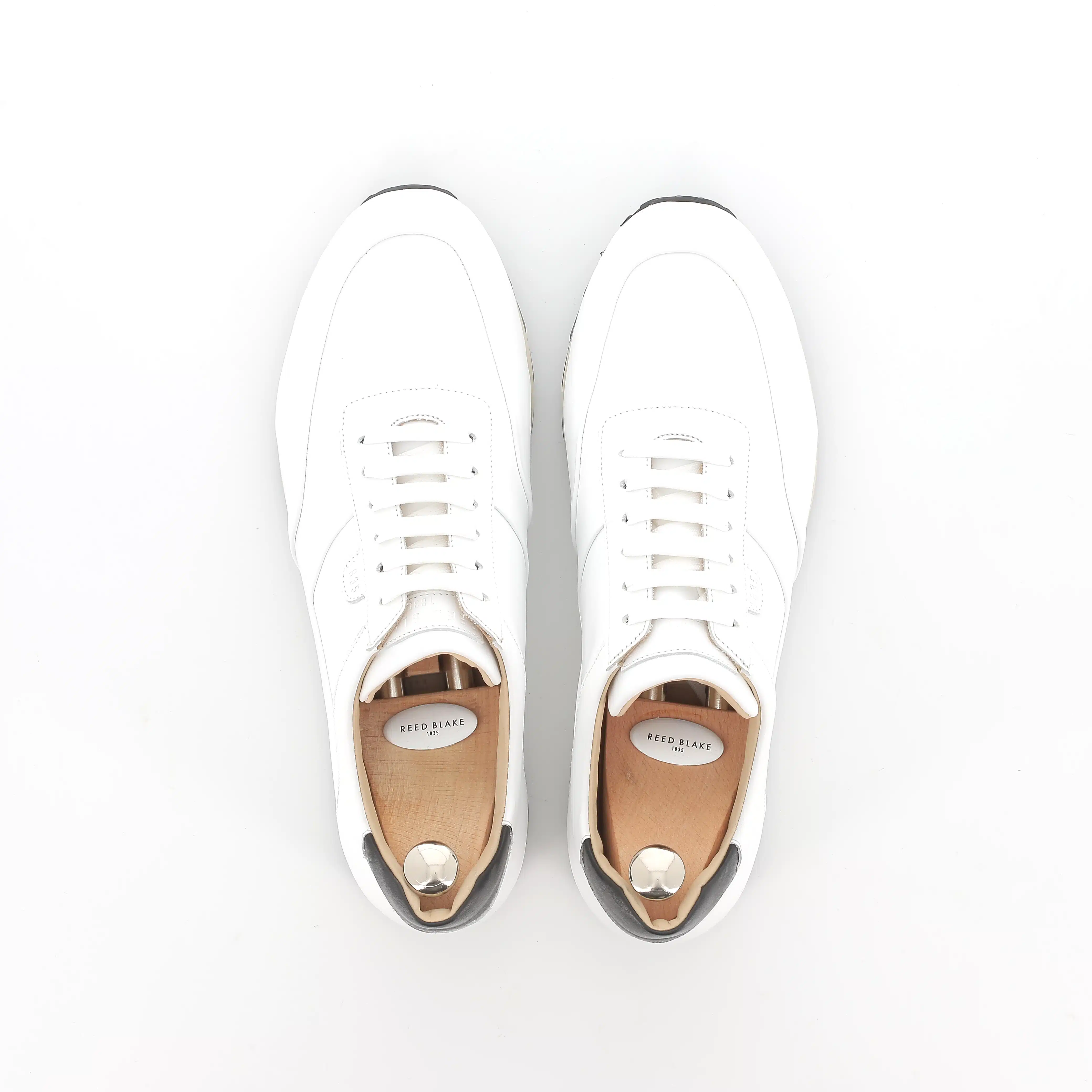 Marvin Sneakers aus weißem Leder
